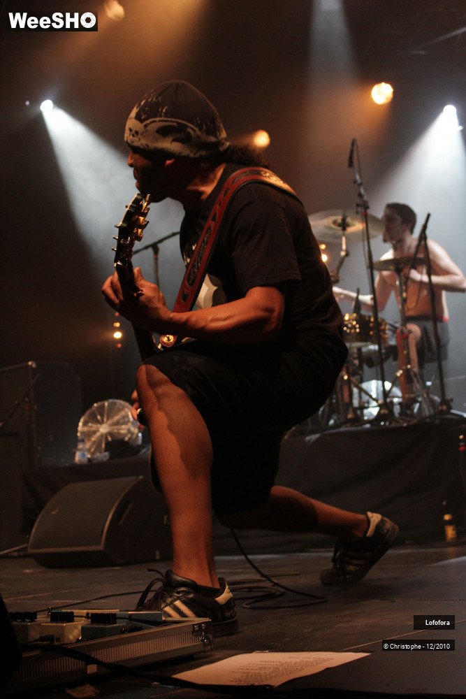 16/40 photos du spectacle Lofofora