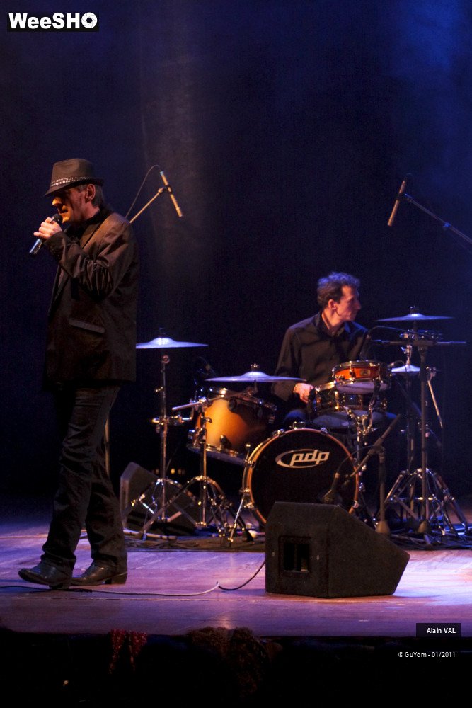 10/38 photos du spectacle Alain VAL