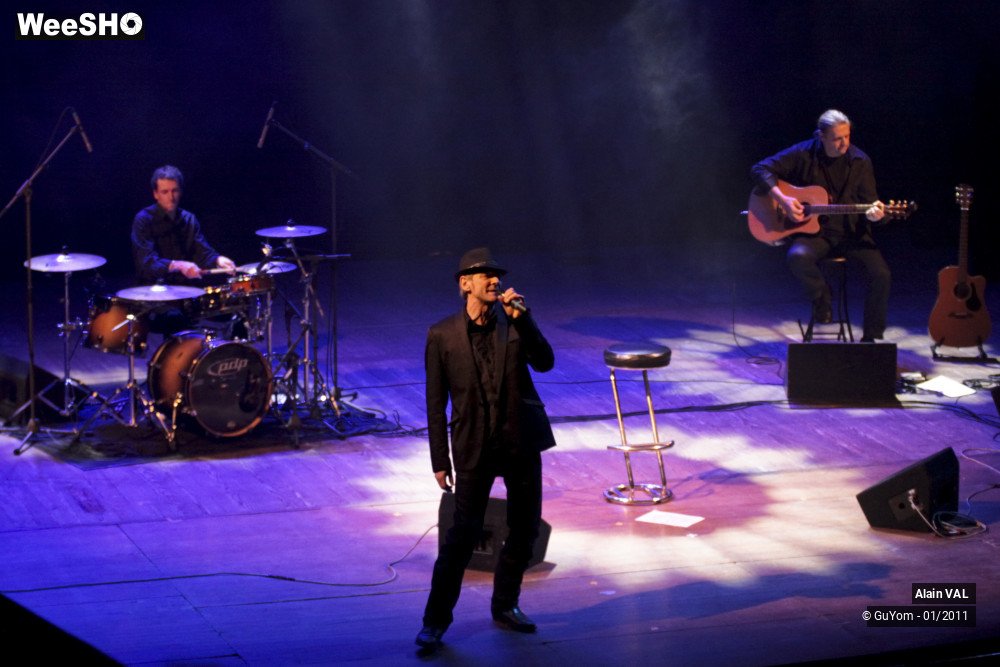 26/38 photos du spectacle Alain VAL