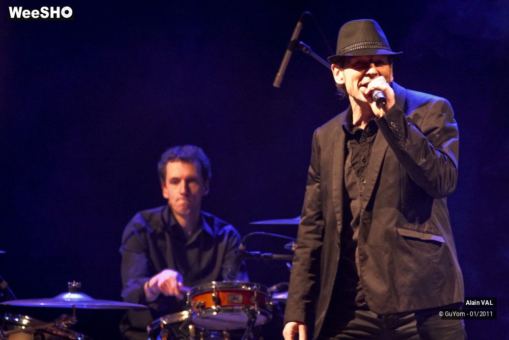 36/38 photos du spectacle Alain VAL