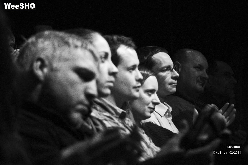 33/47 photos du spectacle La Goutte