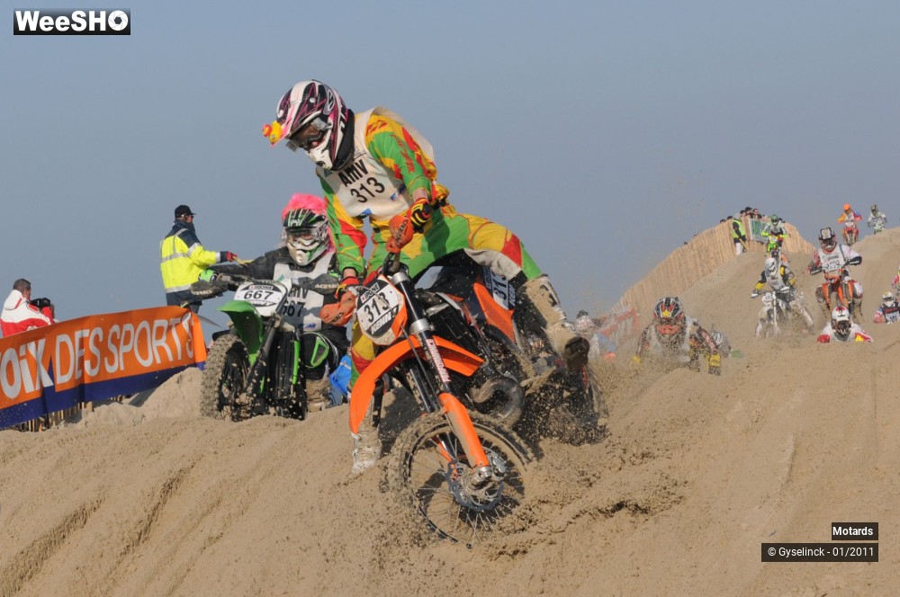 35/44 photos du spectacle Enduropale 2011