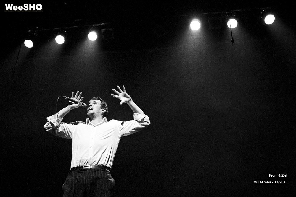4/7 photos du spectacle From & Ziel