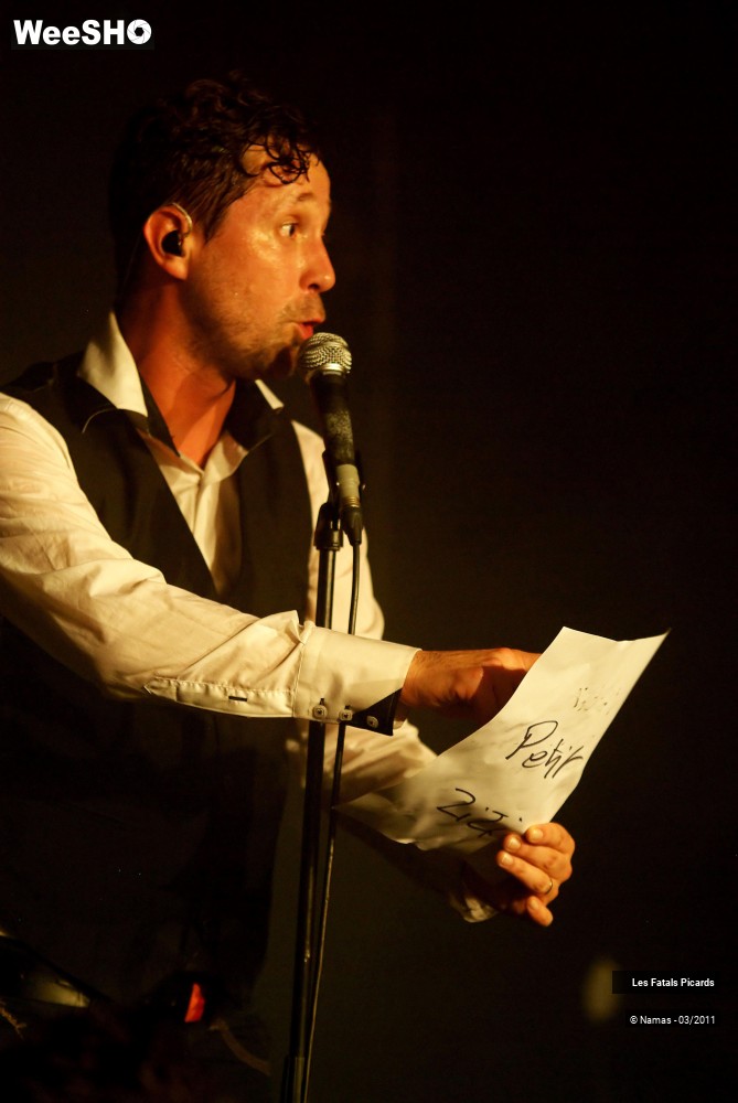 16/33 photos du spectacle Les Fatals Picards