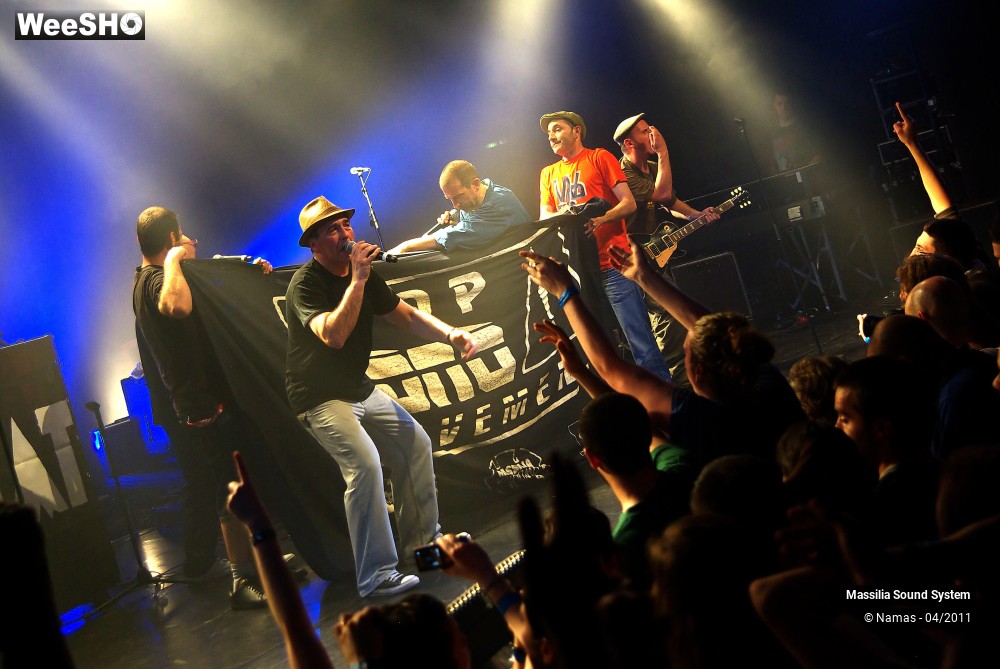 27/39 photos du spectacle Massilia Sound System