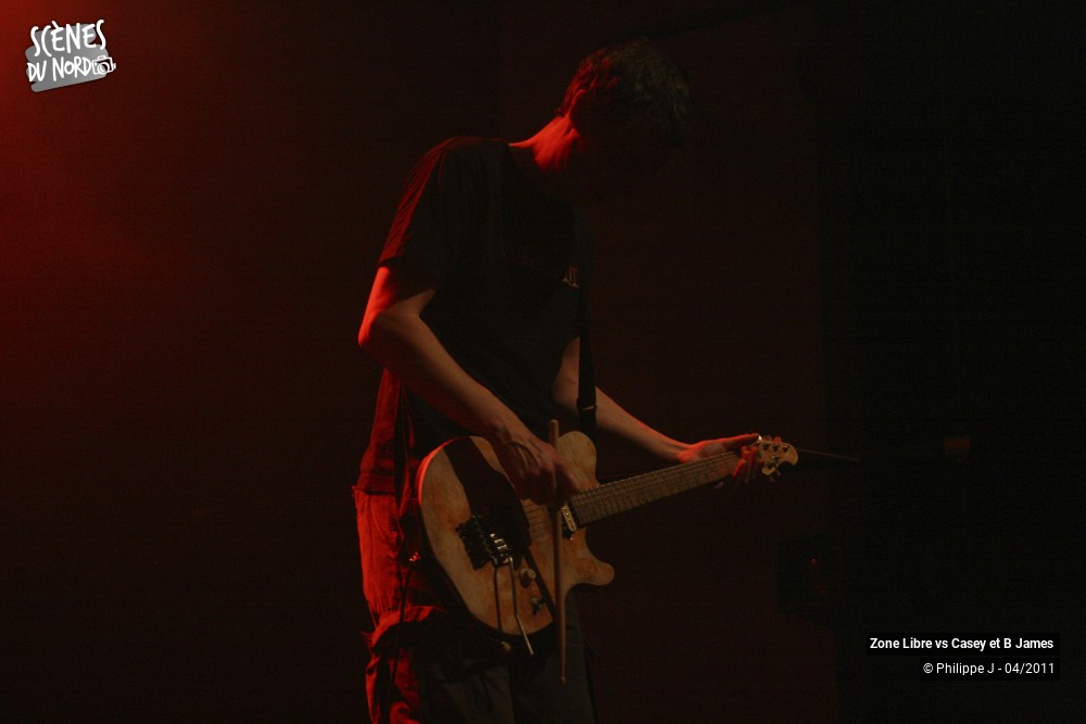 1/8 photos du spectacle Zone Libre vs Casey et B James