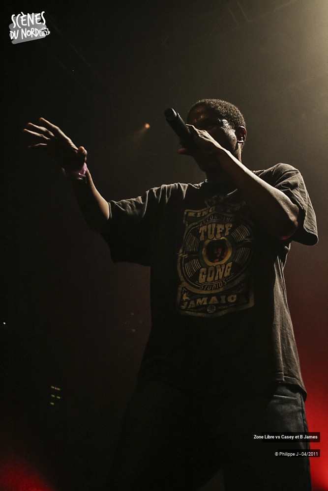 8/8 photos du spectacle Zone Libre vs Casey et B James