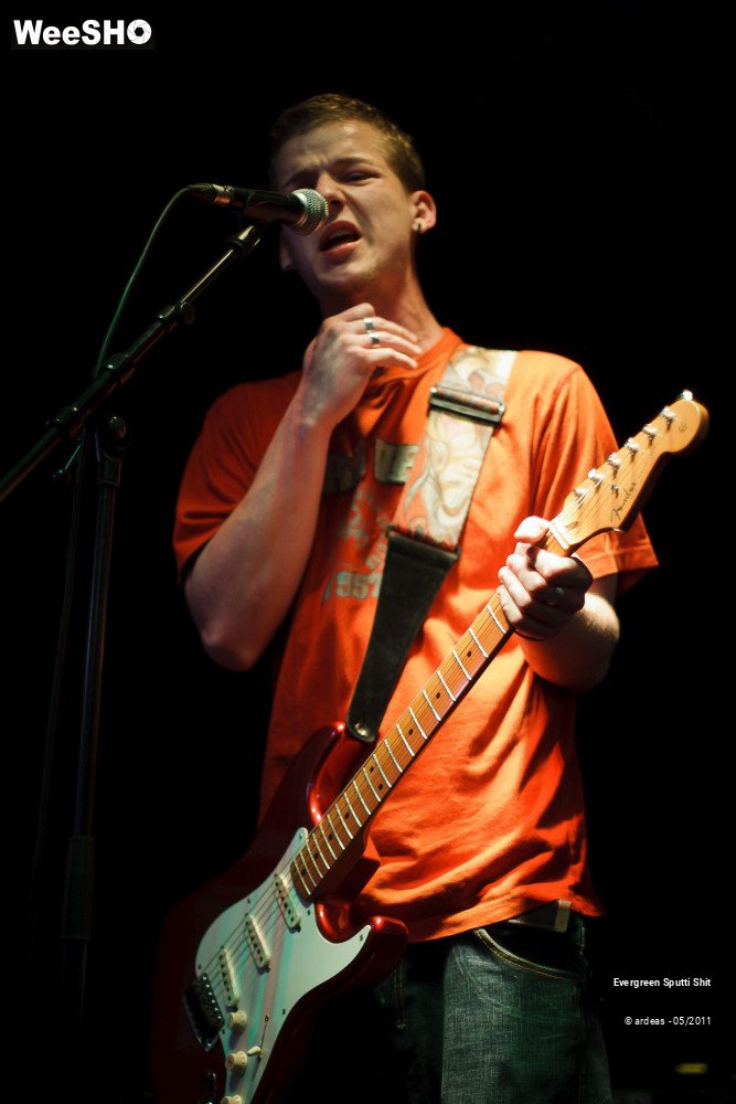 5/37 photos du spectacle Evergreen Sputti Shit