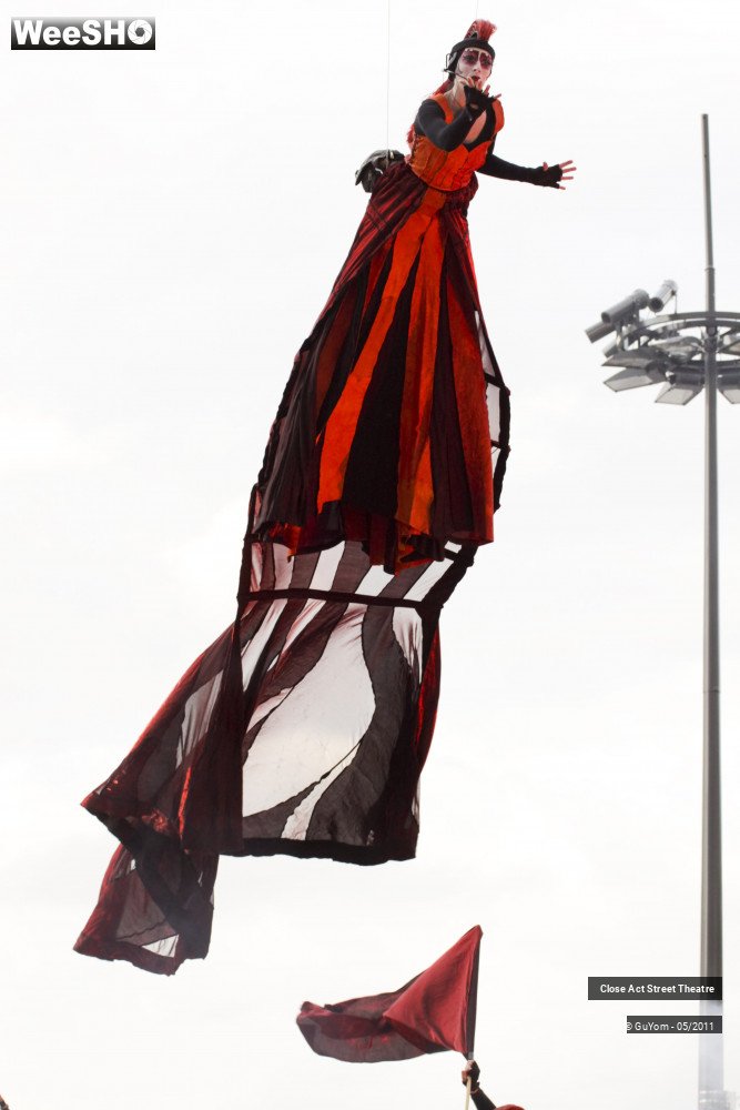 3/37 photos du spectacle Act Red