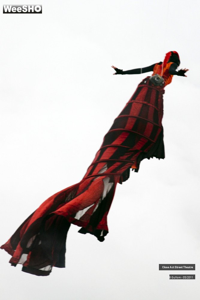 4/37 photos du spectacle Act Red