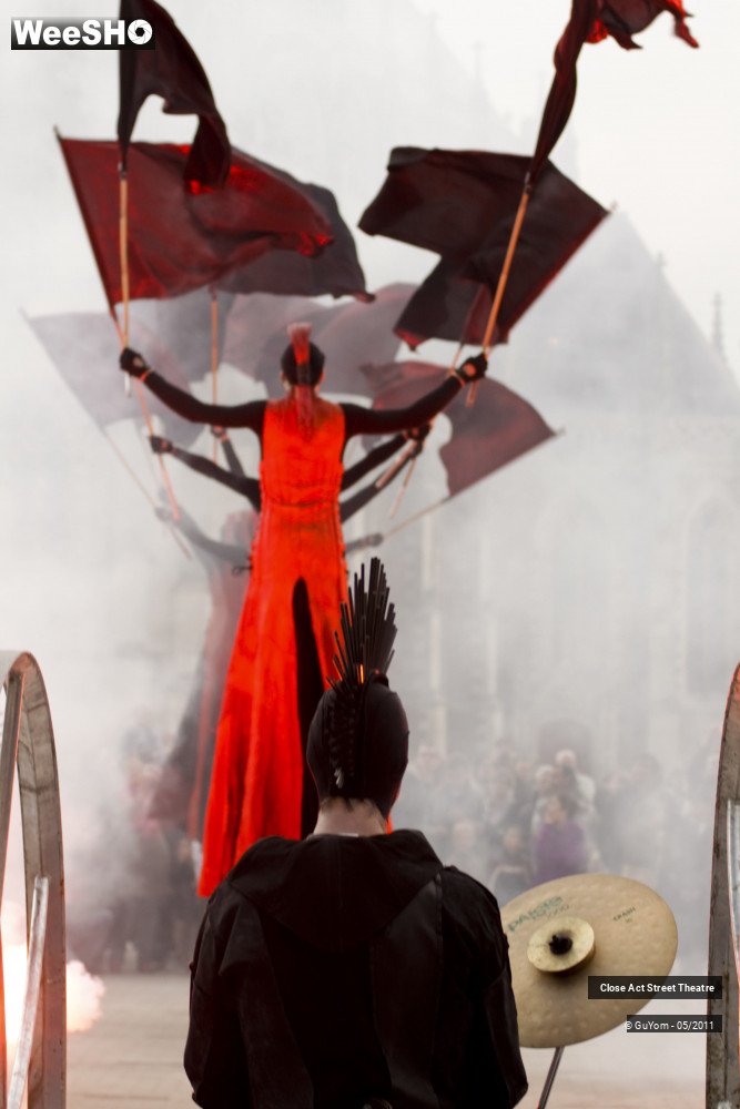 12/37 photos du spectacle Act Red