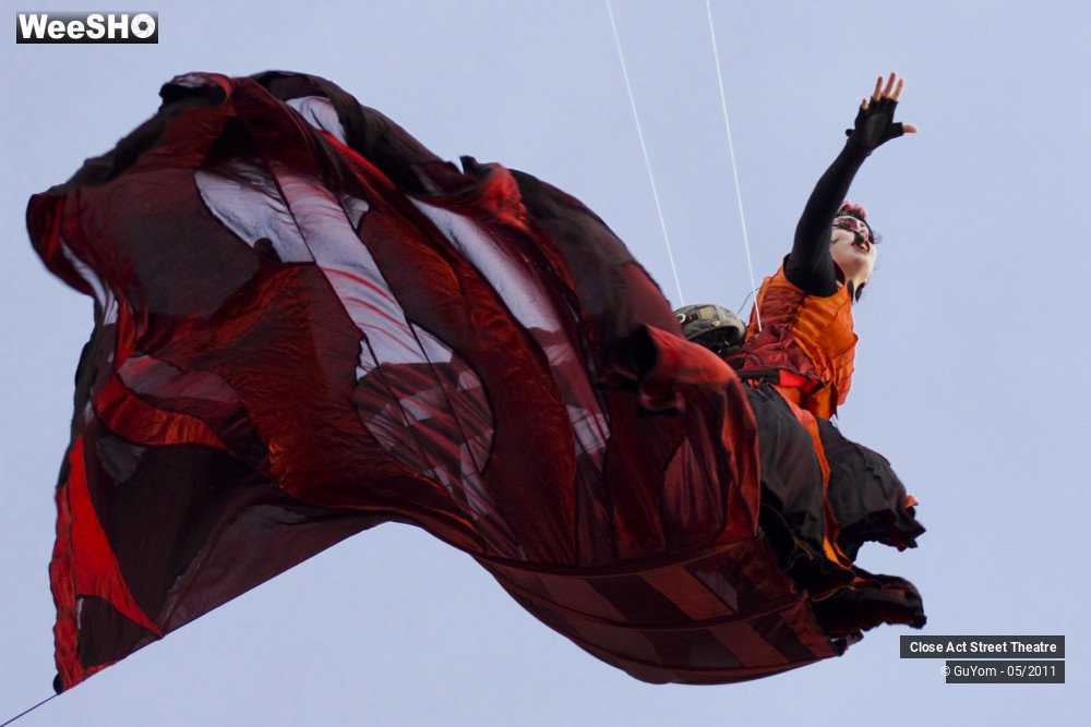 20/37 photos du spectacle Act Red
