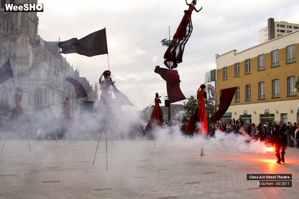 34/37 photos du spectacle Act Red