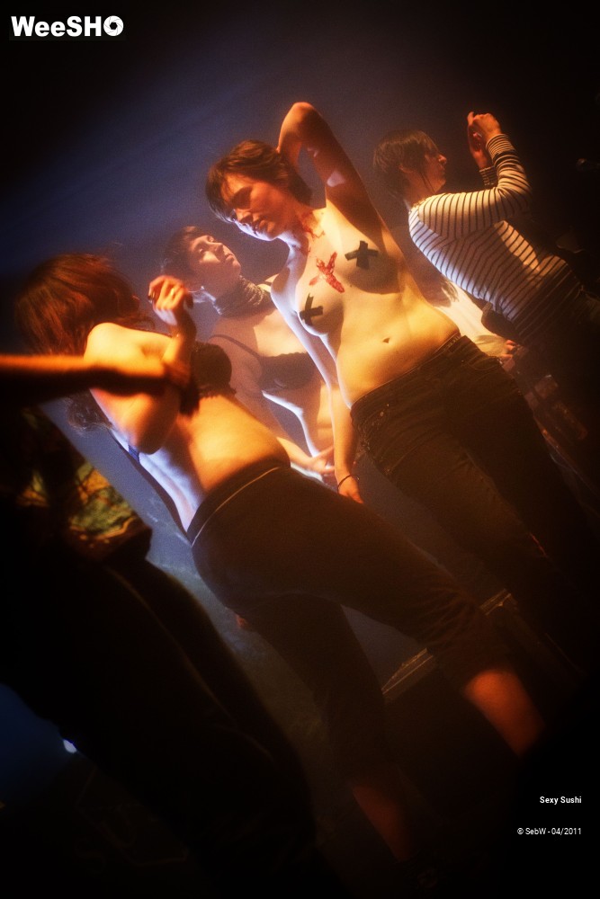 19/37 photos du spectacle Sexy Sushi