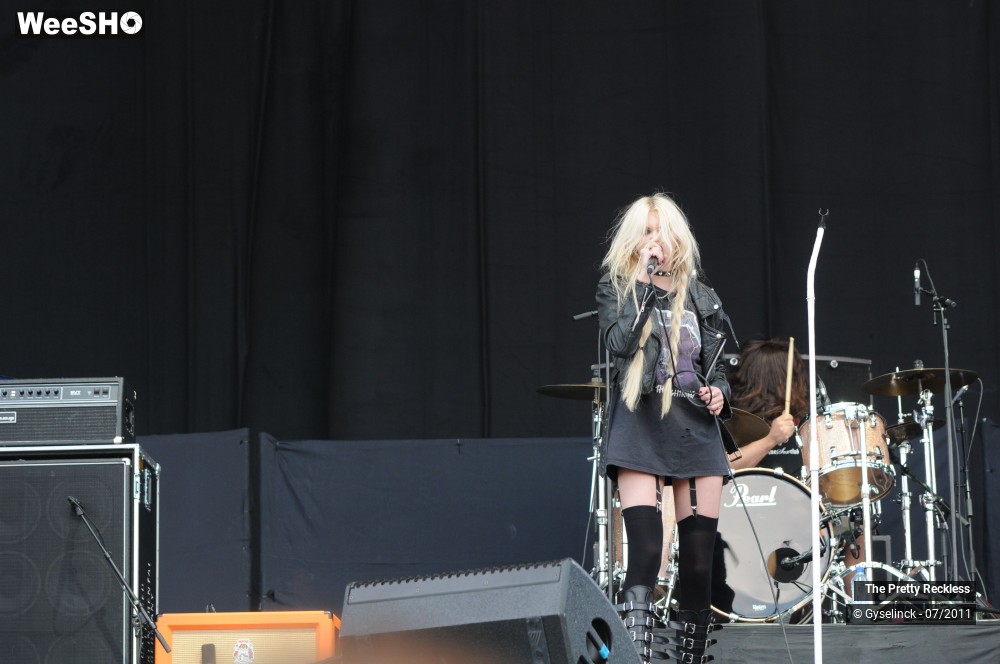 17/32 photos du spectacle The Pretty Reckless