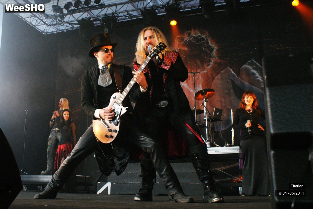 35/37 photos du spectacle Therion