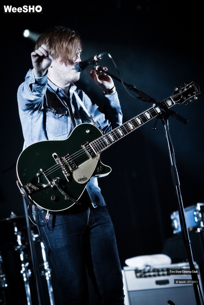 14/26 photos du spectacle Two Door Cinema Club