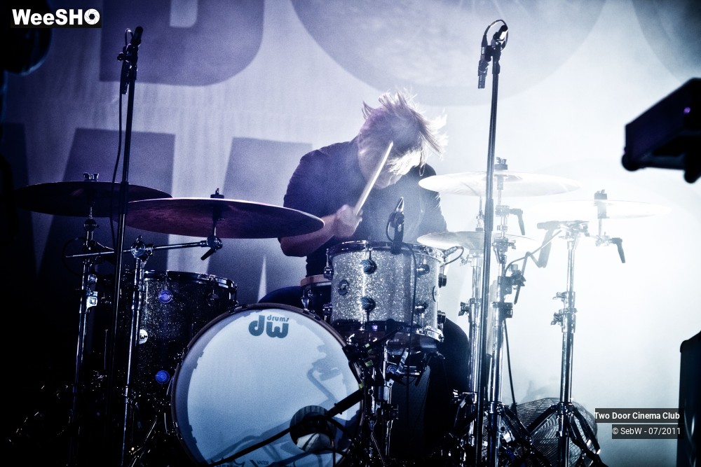 22/26 photos du spectacle Two Door Cinema Club