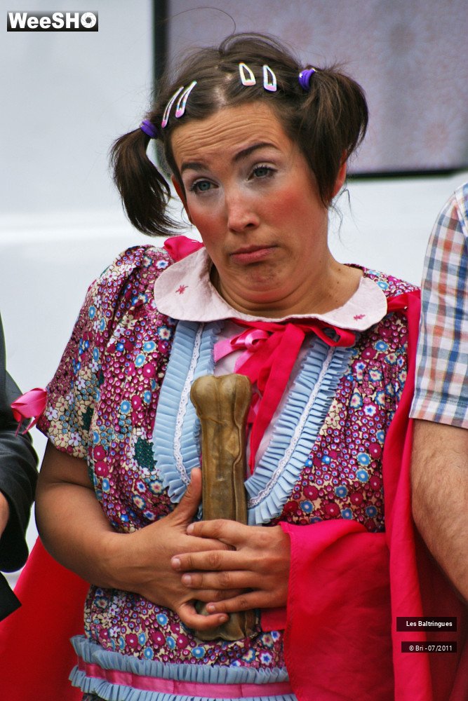 15/45 photos du spectacle La Famille Baltringues