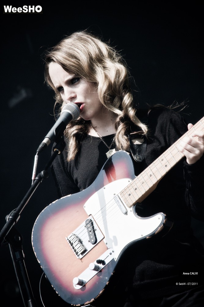 8/16 photos du spectacle Anna CALVI