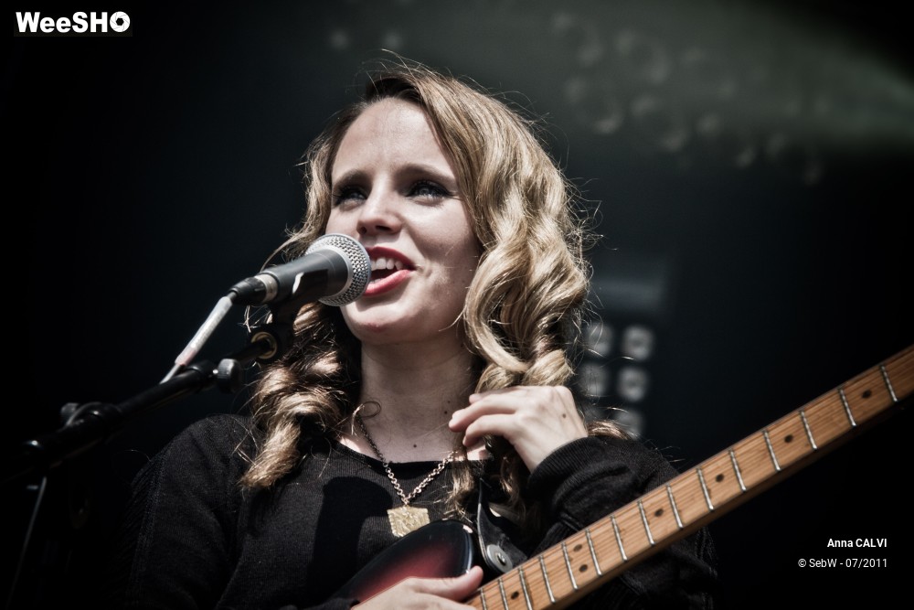15/16 photos du spectacle Anna CALVI