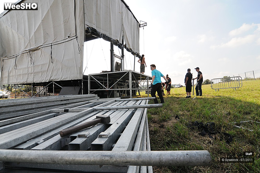 30/38 photos du spectacle Rock en Stock 2011 Installation