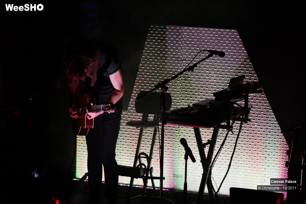 3/28 photos du spectacle Caravan Palace 