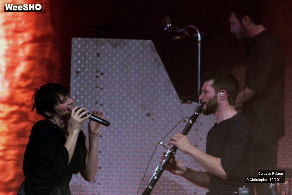 10/28 photos du spectacle Caravan Palace 
