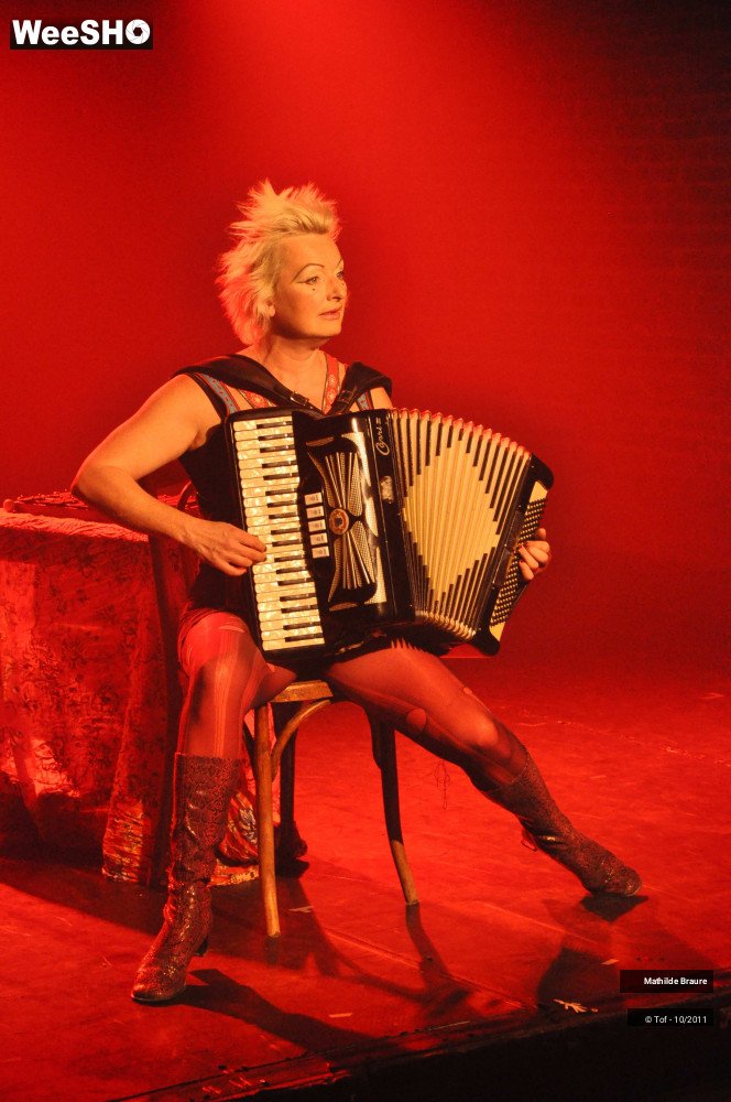 35/47 photos du spectacle Mathilde BRAURE
