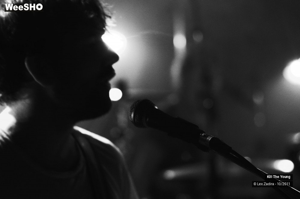 13/29 photos du spectacle Kill The Young