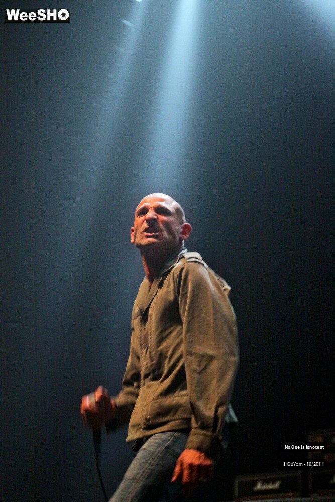 9/50 photos du spectacle No One Is Innocent
