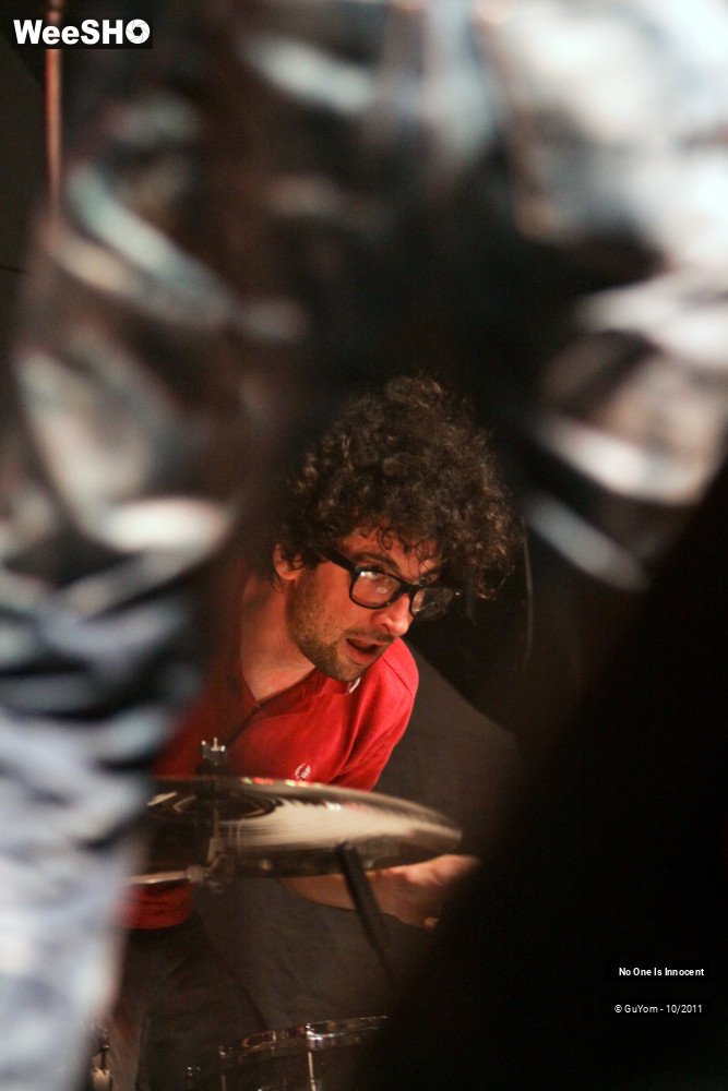 19/50 photos du spectacle No One Is Innocent