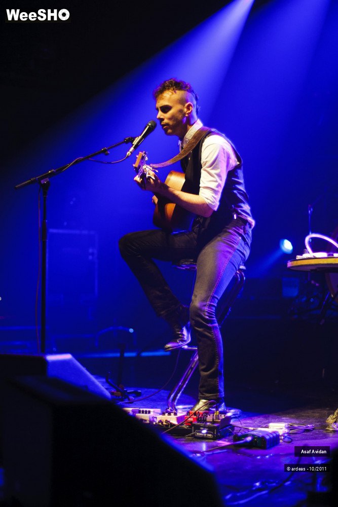 16/28 photos du spectacle Asaf Avidan