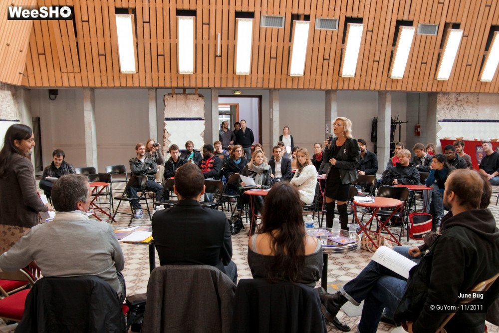 8/36 photos du spectacle June Bug + Conférence TDC2011