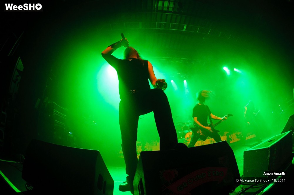 3/7 photos du spectacle Amon Amarth
