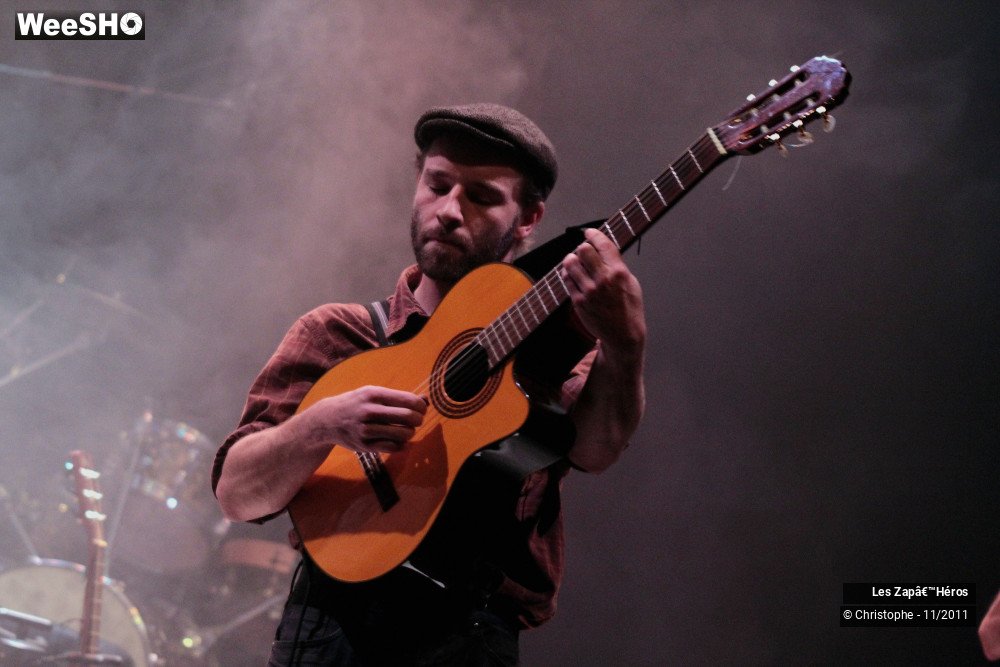 14/36 photos du spectacle Les Zap'Heros