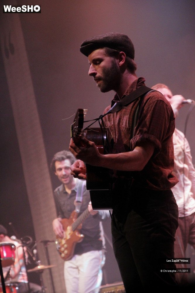 22/36 photos du spectacle Les Zap'Heros
