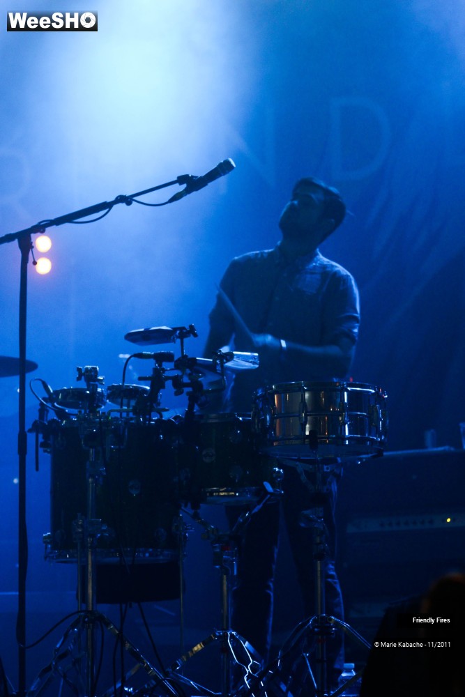 3/32 photos du spectacle Friendly Fires