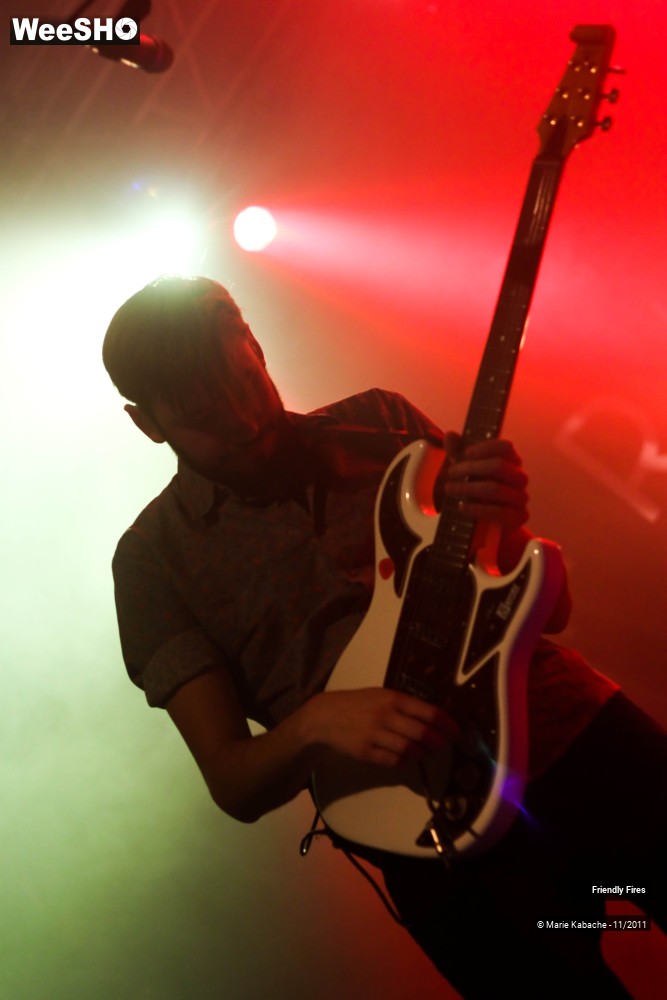 8/32 photos du spectacle Friendly Fires