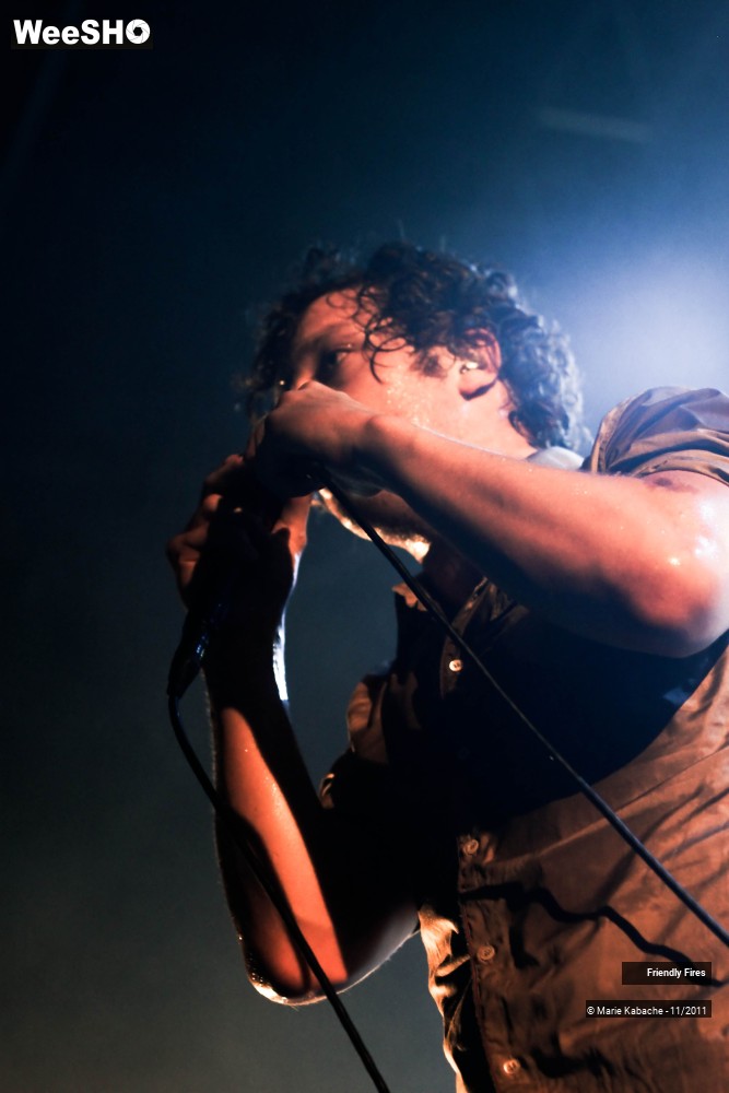 12/32 photos du spectacle Friendly Fires