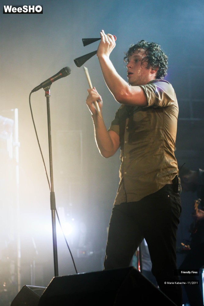 14/32 photos du spectacle Friendly Fires