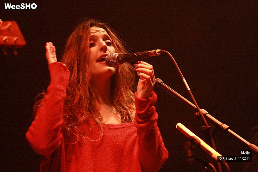 10/32 photos du spectacle Madjo