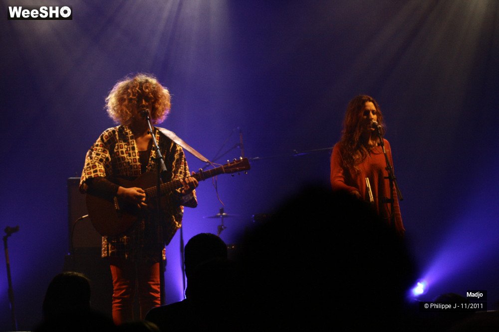 12/32 photos du spectacle Madjo