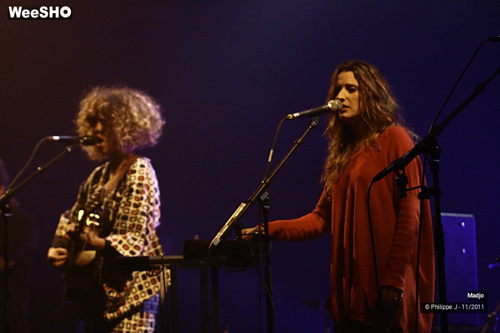 14/32 photos du spectacle Madjo