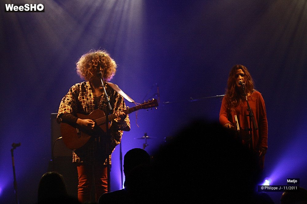 18/32 photos du spectacle Madjo