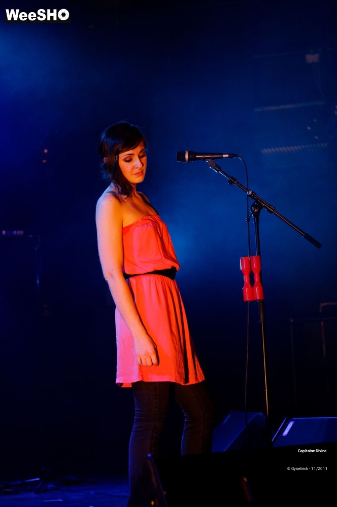 26/35 photos du spectacle Capitaine Divine