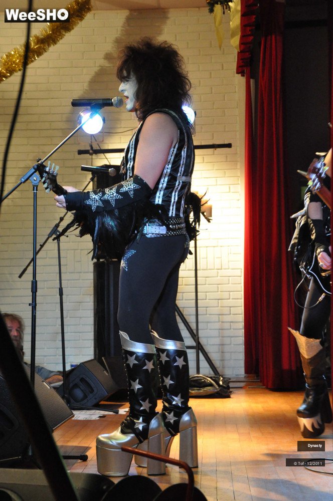 42/47 photos du spectacle Kiss by Dynasty