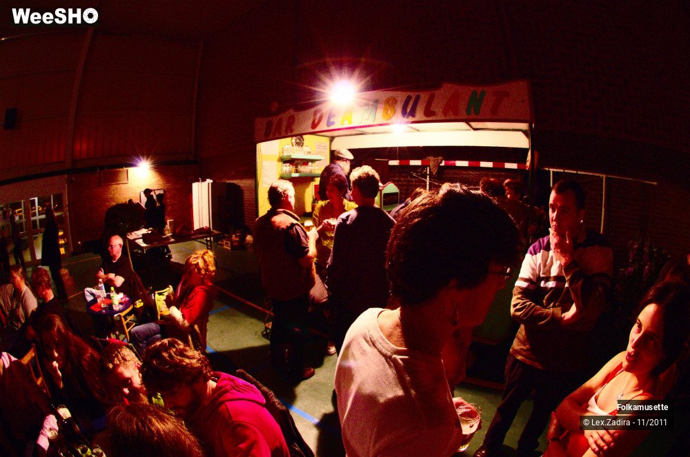 39/44 photos du spectacle Apoki-Folkamusette 3 - Ambiance