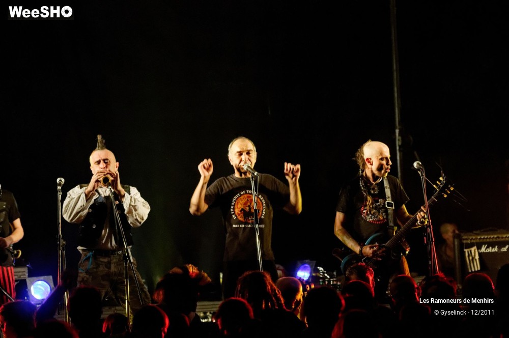 44/44 photos du spectacle Les Ramoneurs de Menhirs