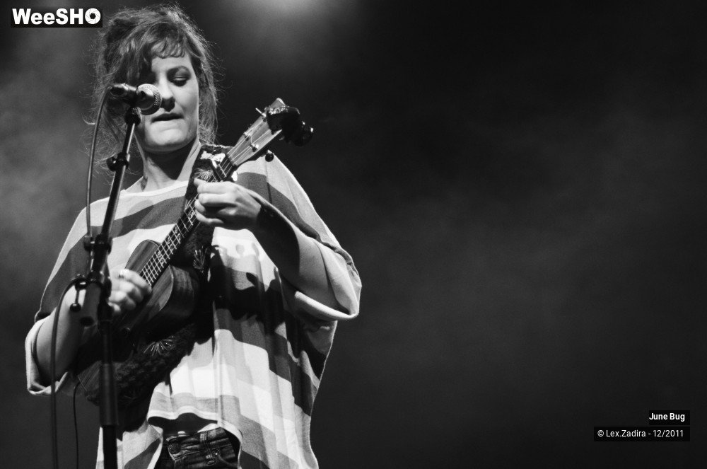 8/9 photos du spectacle June Bug